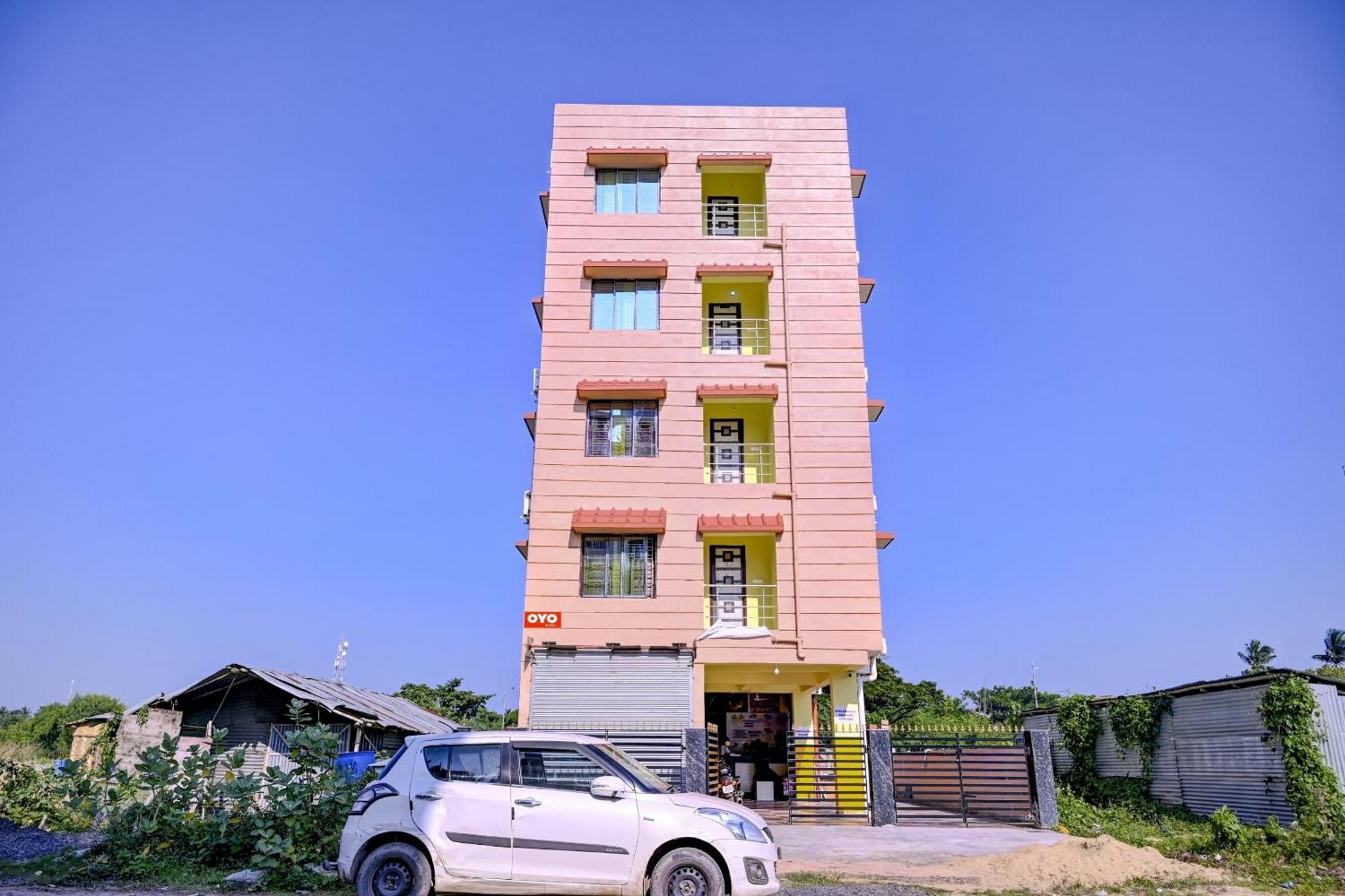 Super Hotel O 4 Friends Калькутта Экстерьер фото